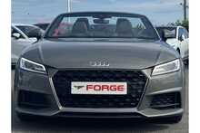 22/72 Audi TT 2.0 TFSI 40 Sport Roadster S Tronic 197 ps