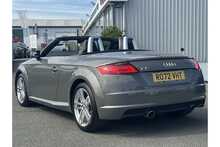 22/72 Audi TT 2.0 TFSI 40 Sport Roadster S Tronic 197 ps