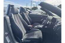 22/72 Audi TT 2.0 TFSI 40 Sport Roadster S Tronic 197 ps