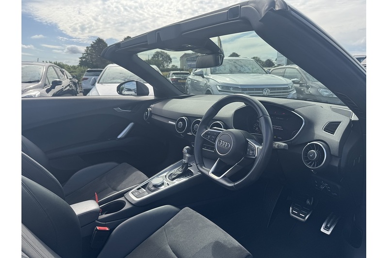 Audi 2.0 TFSI 40 Sport Roadster 2dr Petrol S Tronic Euro 6 (s/s) (197 ps)