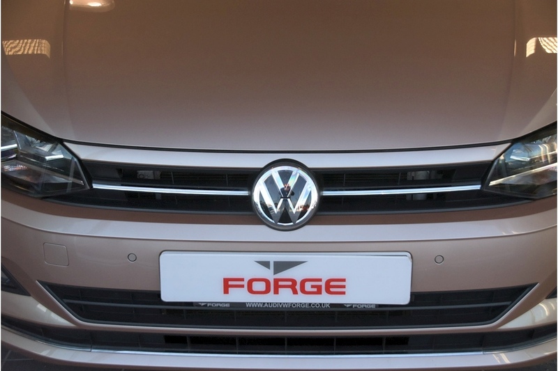 Volkswagen 1.0 TSI SEL Hatchback 5dr Petrol DSG Euro 6 (s/s) (115 ps)
