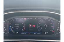 24/24 Volkswagen T-Roc 1.5 TSI R-Line DSG 150 ps