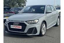 22/22 Audi A1 1.0 TFSI 30 S line Sportback 110 ps