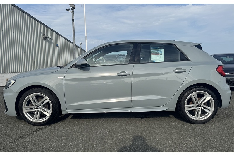 Audi 1.0 TFSI 30 S line Sportback 5dr Petrol Manual Euro 6 (s/s) (110 ps)