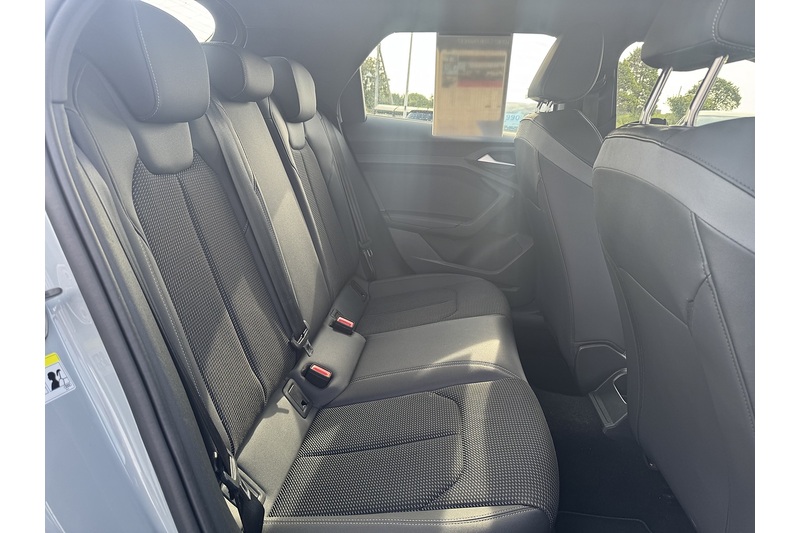 Audi 1.0 TFSI 30 S line Sportback 5dr Petrol Manual Euro 6 (s/s) (110 ps)