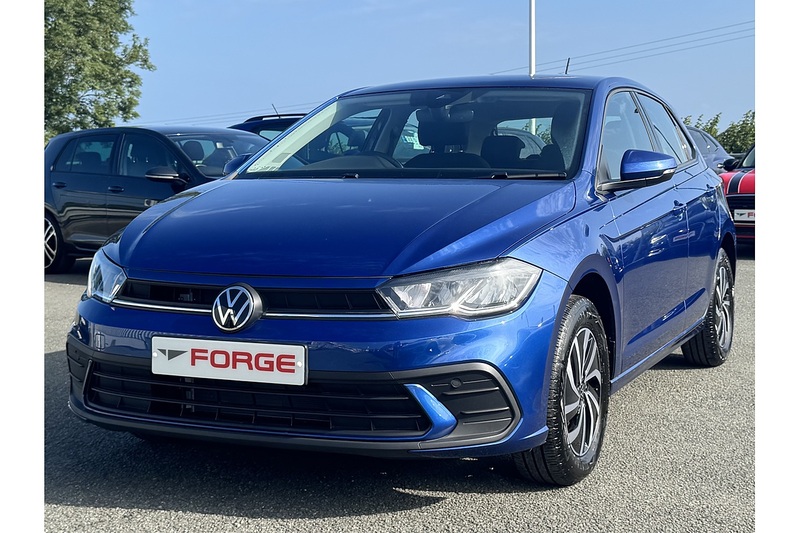 Volkswagen 1.0 TSI Life Hatchback 5dr Petrol Manual Euro 6 (s/s) (95 ps)