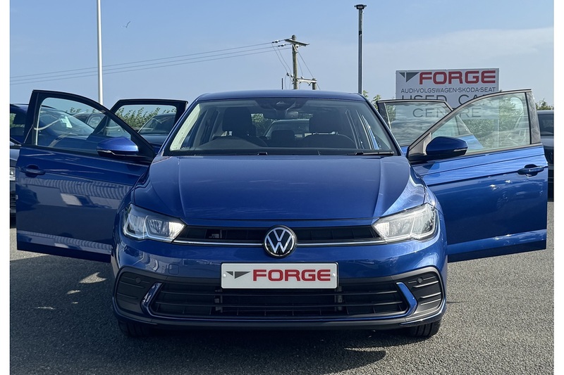 Volkswagen 1.0 TSI Life Hatchback 5dr Petrol Manual Euro 6 (s/s) (95 ps)