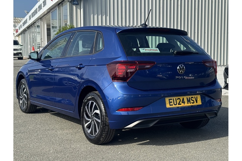 Volkswagen 1.0 TSI Life Hatchback 5dr Petrol Manual Euro 6 (s/s) (95 ps)