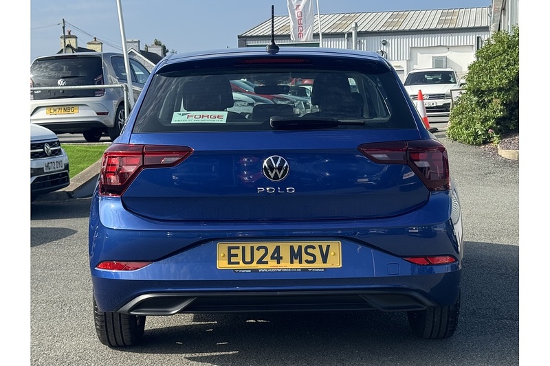 Volkswagen 1.0 TSI Life Hatchback 5dr Petrol Manual Euro 6 (s/s) (95 ps)