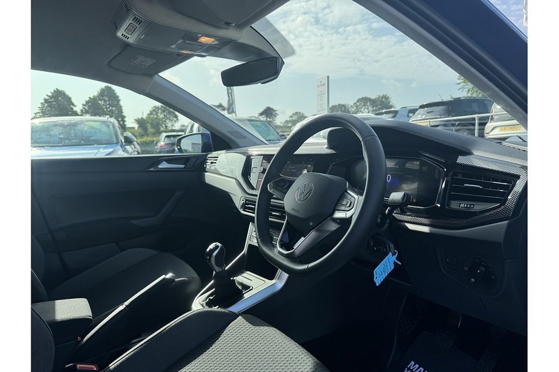 Volkswagen 1.0 TSI Life Hatchback 5dr Petrol Manual Euro 6 (s/s) (95 ps)