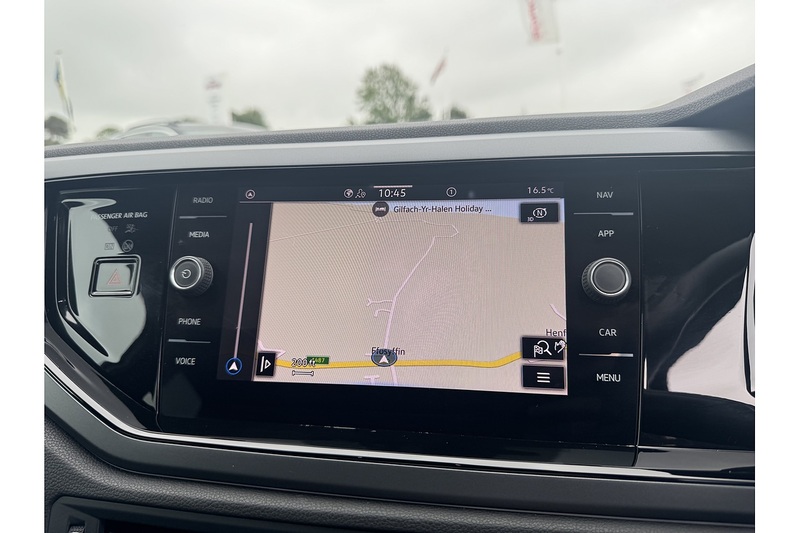 Volkswagen 1.0 TSI R-Line Hatchback 5dr Petrol Manual Euro 6 (s/s) (95 ps)