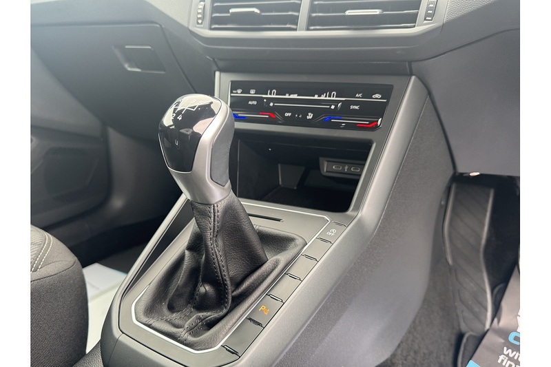 Volkswagen 1.0 TSI R-Line Hatchback 5dr Petrol Manual Euro 6 (s/s) (95 ps)