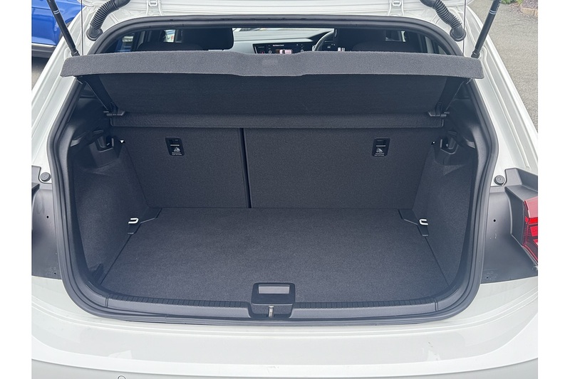 Volkswagen 1.0 TSI R-Line Hatchback 5dr Petrol Manual Euro 6 (s/s) (95 ps)