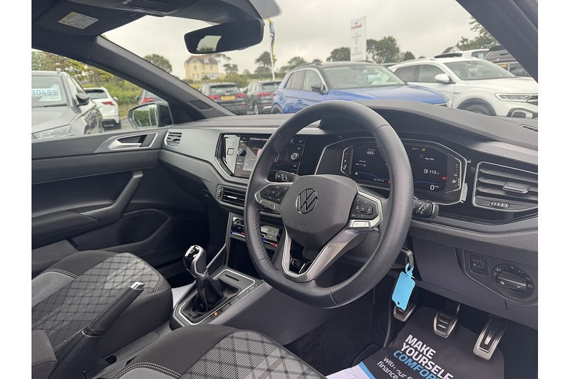 Volkswagen 1.0 TSI R-Line Hatchback 5dr Petrol Manual Euro 6 (s/s) (95 ps)