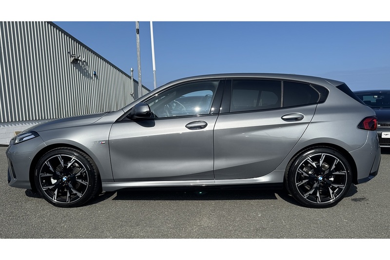 BMW 1.5 120i MHT M Sport Hatchback 5dr Petrol Hybrid DCT Euro 6 (s/s) (170 ps)
