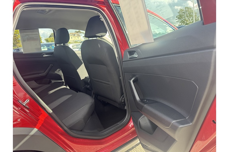 Volkswagen 1.0 TSI Life SUV 5dr Petrol Manual Euro 6 (s/s) (110 ps)