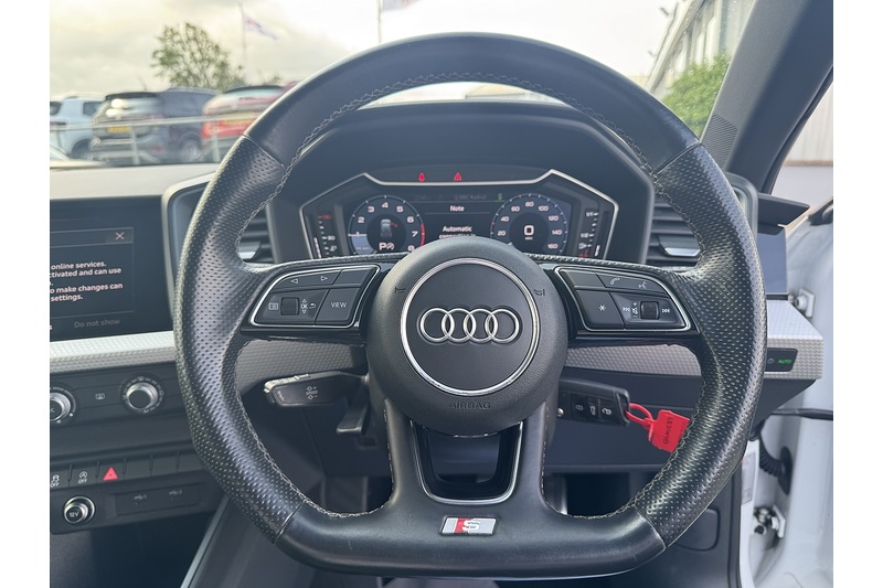 Audi 1.0 TFSI 25 Black Edition Sportback 5dr Petrol S Tronic Euro 6 (s/s) (95 ps)