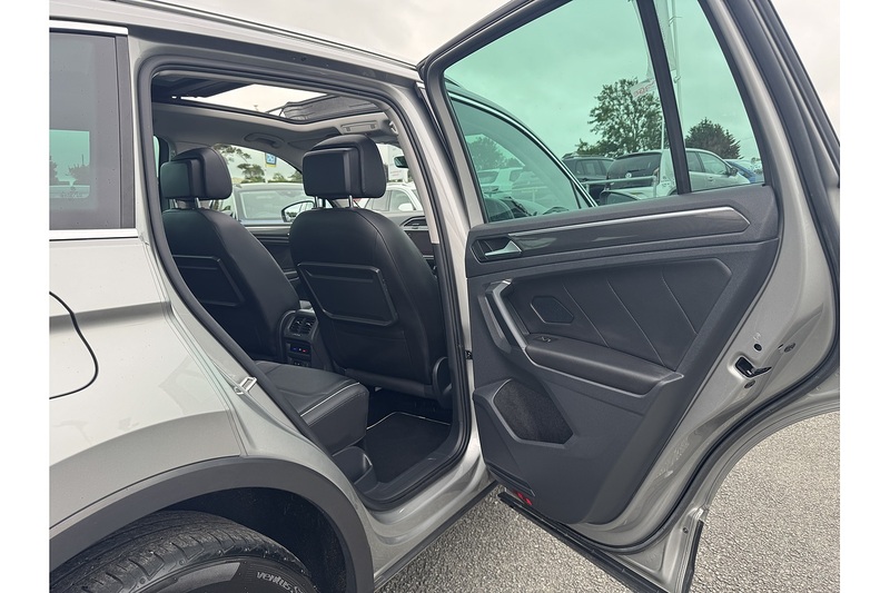 Volkswagen 2.0 TDI SEL SUV 5dr Diesel DSG 4Motion Euro 6 (s/s) (190 ps)