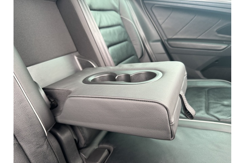 Volkswagen 2.0 TDI SEL SUV 5dr Diesel DSG 4Motion Euro 6 (s/s) (190 ps)