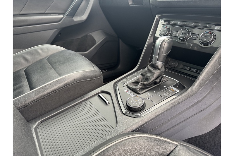 Volkswagen 2.0 TDI SEL SUV 5dr Diesel DSG 4Motion Euro 6 (s/s) (190 ps)