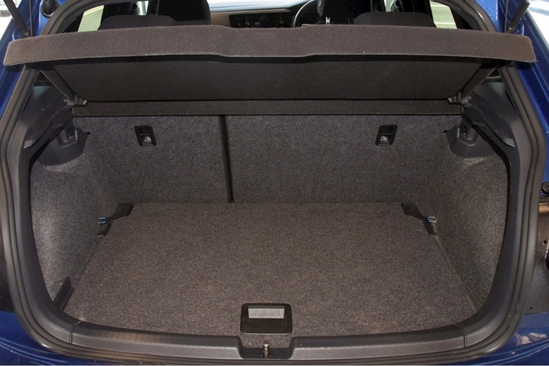 Volkswagen TSI R-Line Hatchback 1.0 Manual Petrol