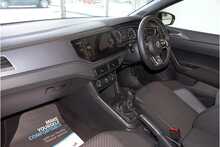 20/70 Volkswagen Polo TSI R-Line 1.0 Manual 110 PS