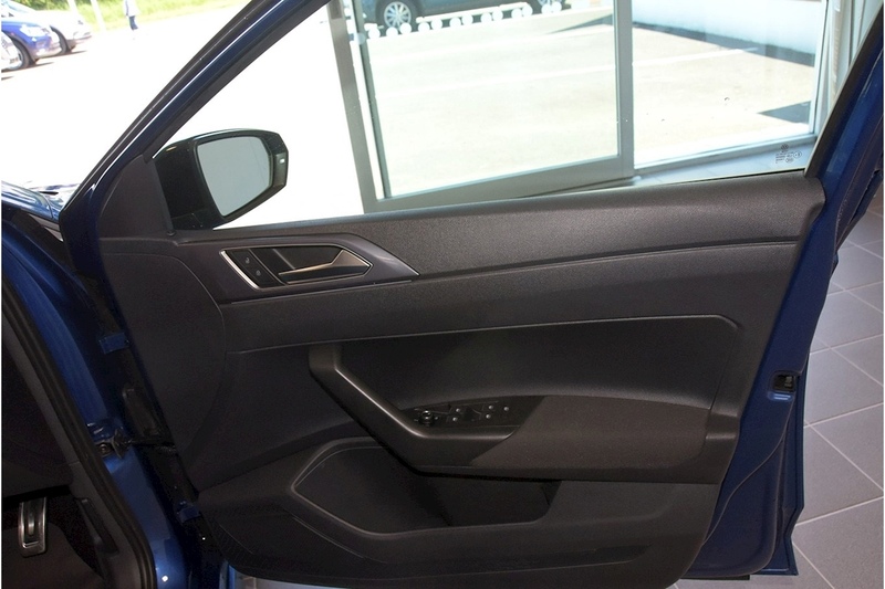 Volkswagen TSI R-Line Hatchback 1.0 Manual Petrol