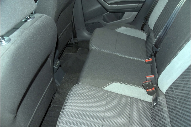 Volkswagen TSI R-Line Hatchback 1.0 Manual Petrol