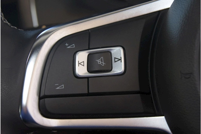 Volkswagen TSI R-Line Hatchback 1.0 Manual Petrol