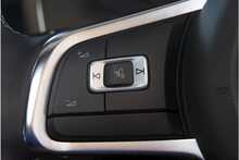 20/70 Volkswagen Polo TSI R-Line 1.0 Manual 110 PS