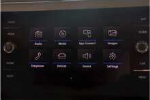 20/70 Volkswagen Polo TSI R-Line 1.0 Manual 110 PS