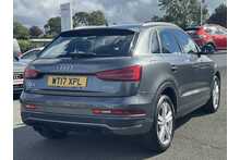 17/17 Audi Q3 TFSI CoD S line Edition Manual 150 PS