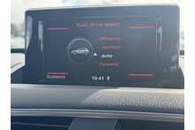 17/17 Audi Q3 TFSI CoD S line Edition Manual 150 PS