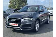 17/17 Audi Q3 TFSI CoD S line Edition Manual 150 PS
