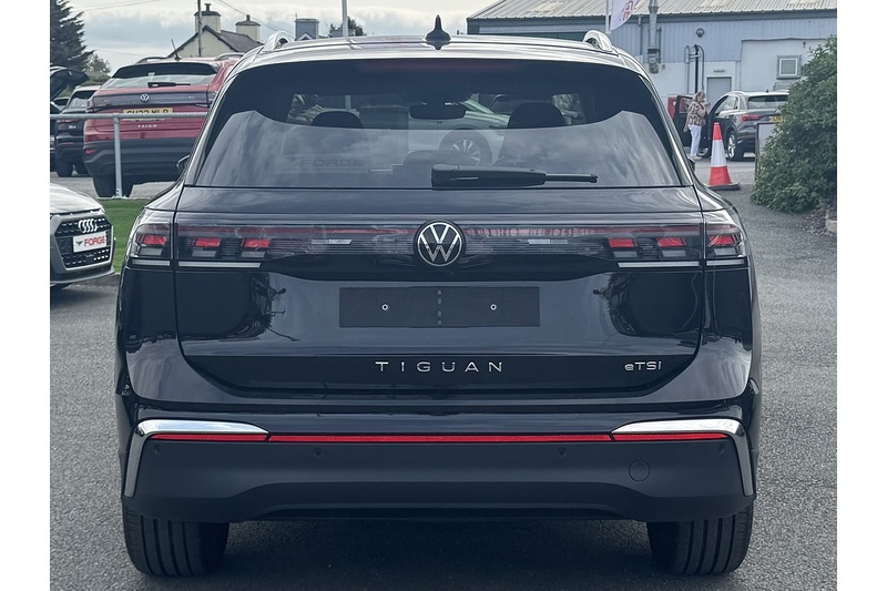Volkswagen 1.5 eTSI MHEV Elegance SUV 5dr Petrol Hybrid DSG Euro 6 (s/s) (150 ps)