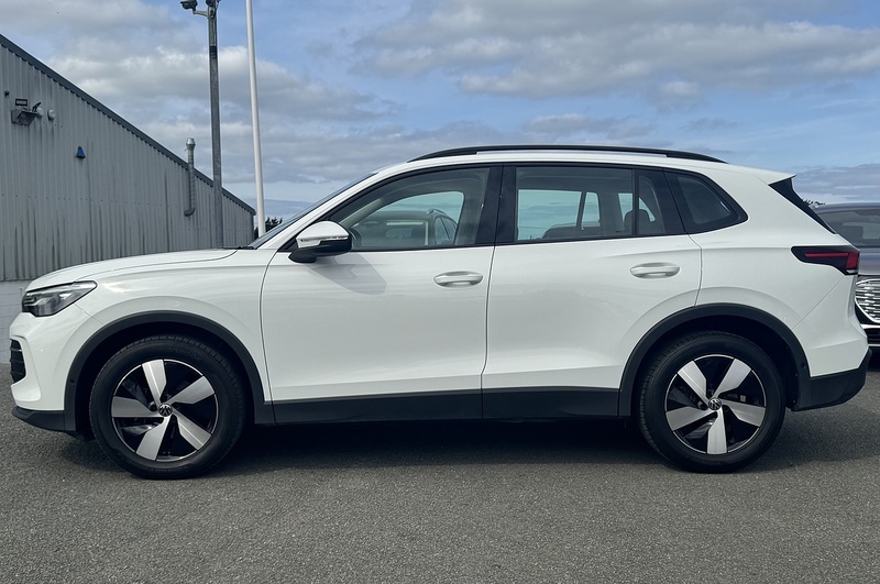 Volkswagen 1.5 eTSI MHEV Life Launch Edition SUV 5dr Petrol Hybrid DSG Euro 6 (s/s) (150 ps)