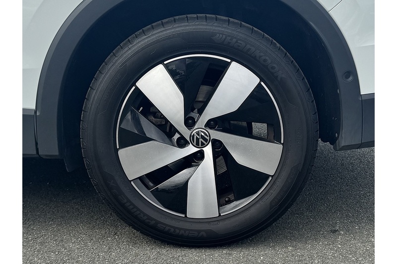 Volkswagen 1.5 eTSI MHEV Life Launch Edition SUV 5dr Petrol Hybrid DSG Euro 6 (s/s) (150 ps)