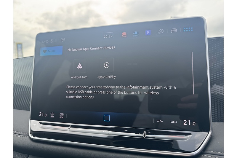 Volkswagen 1.5 eTSI MHEV Life Launch Edition SUV 5dr Petrol Hybrid DSG Euro 6 (s/s) (150 ps)