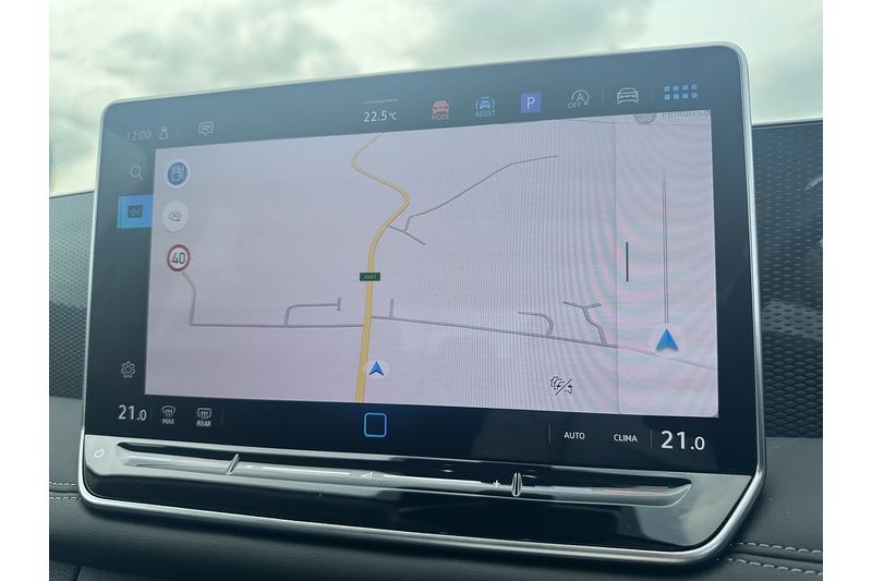 Volkswagen 1.5 eTSI MHEV Life Launch Edition SUV 5dr Petrol Hybrid DSG Euro 6 (s/s) (150 ps)