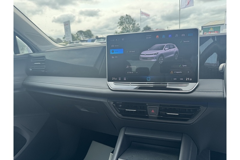 Volkswagen 1.5 eTSI MHEV Life Launch Edition SUV 5dr Petrol Hybrid DSG Euro 6 (s/s) (150 ps)