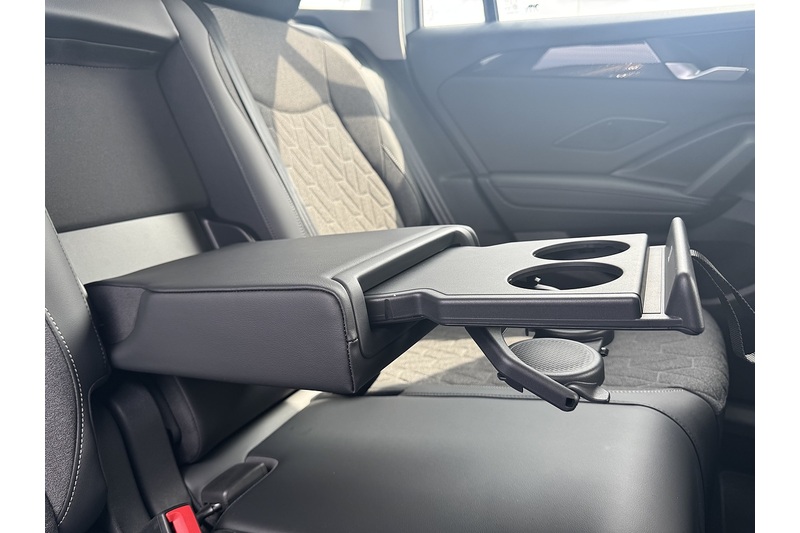 Volkswagen 1.5 eTSI MHEV Life Launch Edition SUV 5dr Petrol Hybrid DSG Euro 6 (s/s) (150 ps)