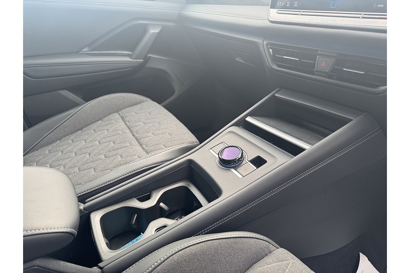 Volkswagen 1.5 eTSI MHEV Life Launch Edition SUV 5dr Petrol Hybrid DSG Euro 6 (s/s) (150 ps)