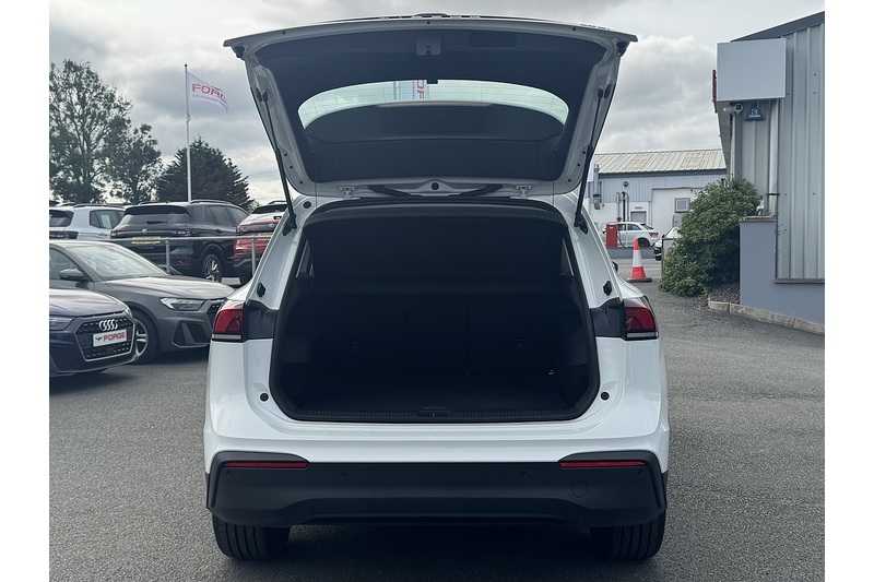 Volkswagen 1.5 eTSI MHEV Life Launch Edition SUV 5dr Petrol Hybrid DSG Euro 6 (s/s) (150 ps)