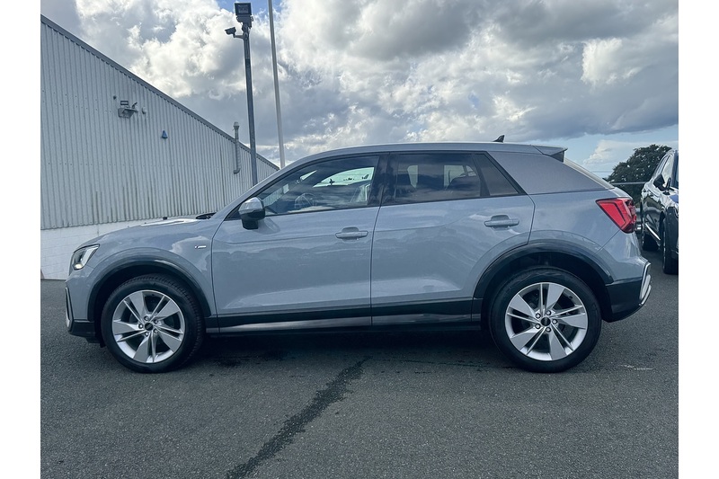 Audi 1.5 TFSI CoD 35 S line SUV 5dr Petrol S Tronic Euro 6 (s/s) (150 ps)
