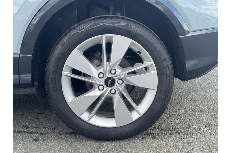 Audi 1.5 TFSI CoD 35 S line SUV 5dr Petrol S Tronic Euro 6 (s/s) (150 ps)