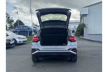 24/73 Audi Q2 1.5 TFSI CoD 35 S line S Tronic 150 ps