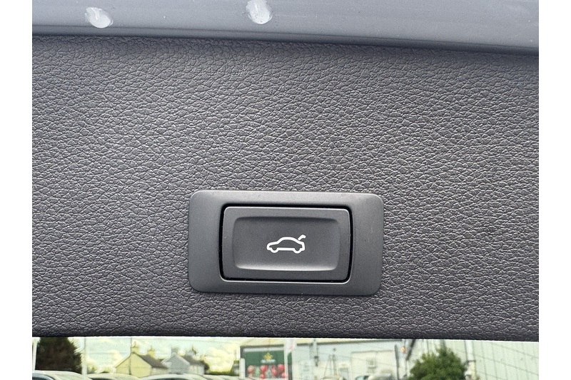 Audi 1.5 TFSI CoD 35 S line SUV 5dr Petrol S Tronic Euro 6 (s/s) (150 ps)