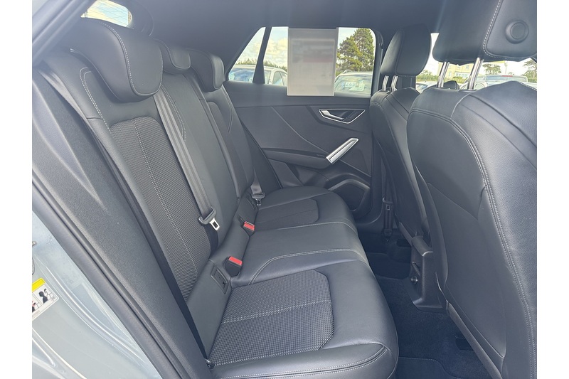 Audi 1.5 TFSI CoD 35 S line SUV 5dr Petrol S Tronic Euro 6 (s/s) (150 ps)