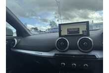 24/73 Audi Q2 1.5 TFSI CoD 35 S line S Tronic 150 ps
