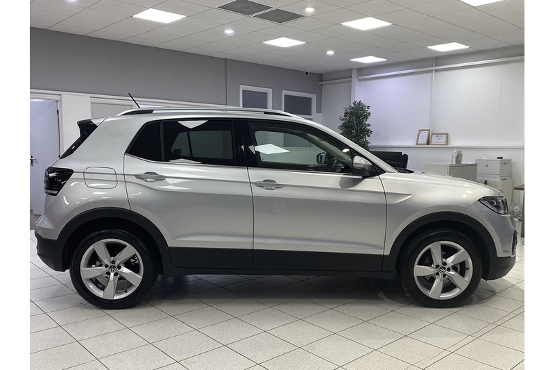 Volkswagen 1.0 TSI SEL SUV 5dr Petrol Manual Euro 6 (s/s) (110 ps)